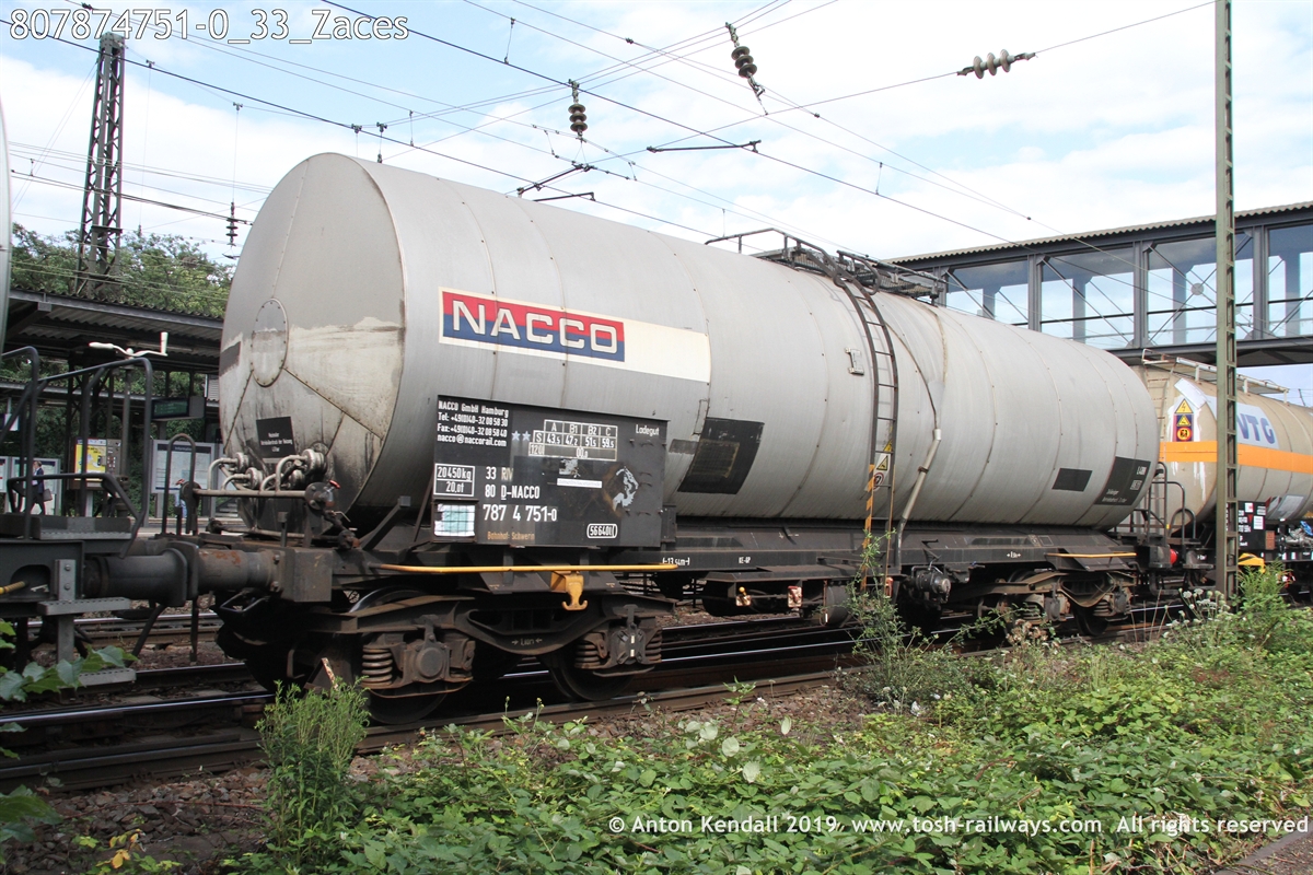 807874751-0_33_Zaces.JPG